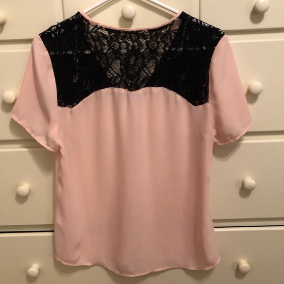 Lace Tee - Picture 2 of 3